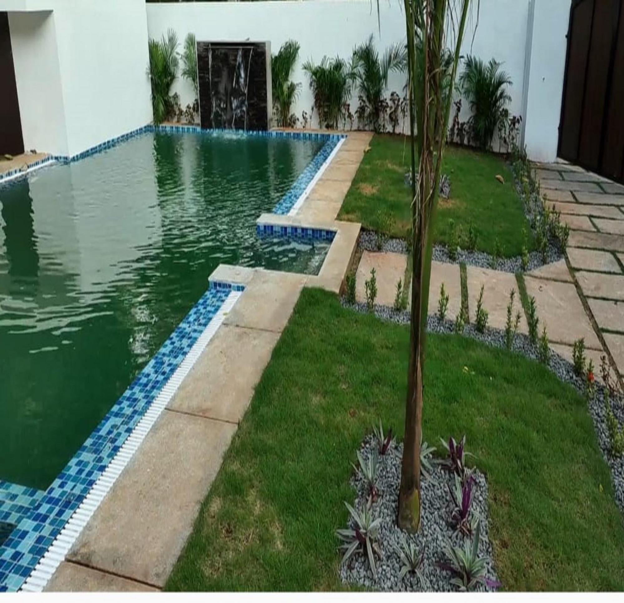 Courtyard Castle Heritage Resort Pondicherry Exterior foto